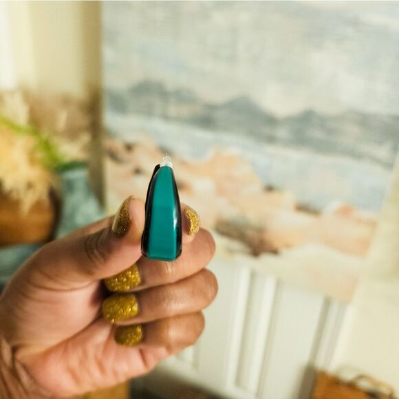 VTG Green & Black Color Block Retro Fashion Hoop Earrings. - Picture 14 of 15